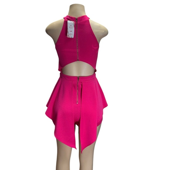 Goodtime. Elegant Pink Halter Jumpsuit - Picture 2 of 4